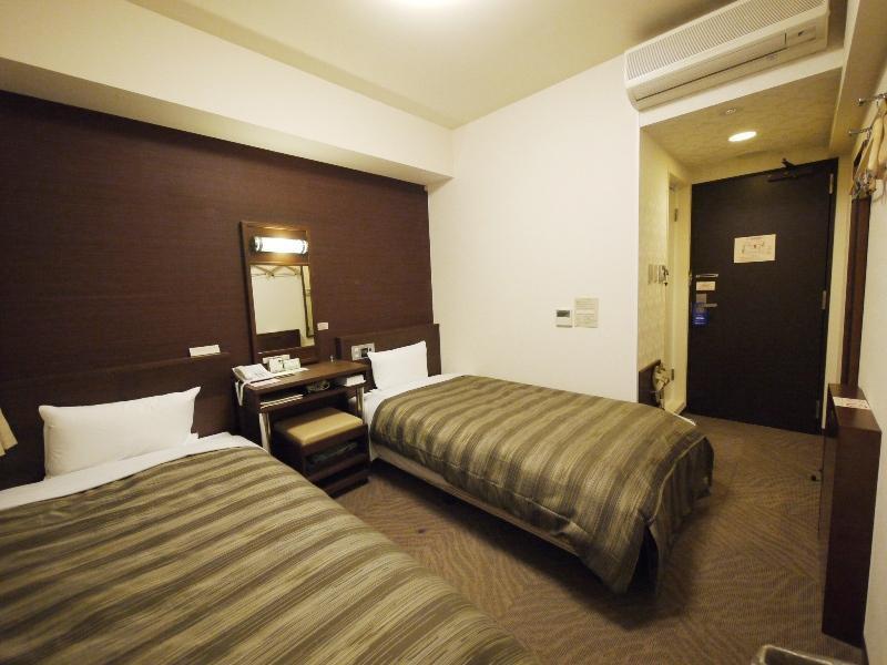 Hotel Route-Inn Yokohama Bashamichi Exterior photo